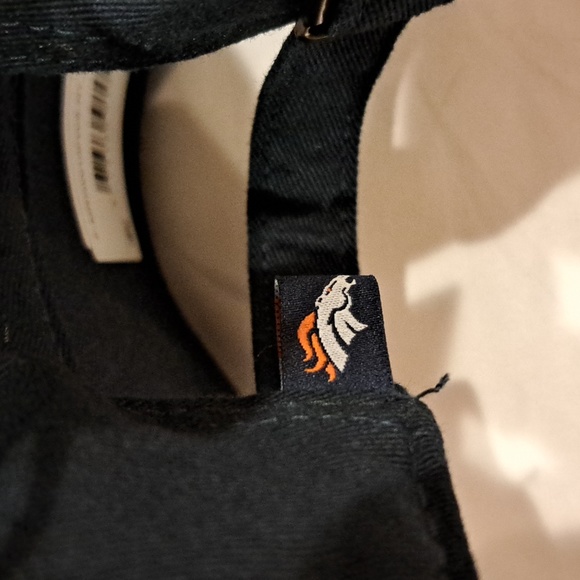 NFL Team Headgear Broncos Hat. One Size. - Picture 6 of 6